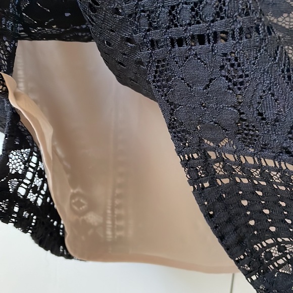 Banana Republic Factory Lace Shirt - Picture 5 of 5